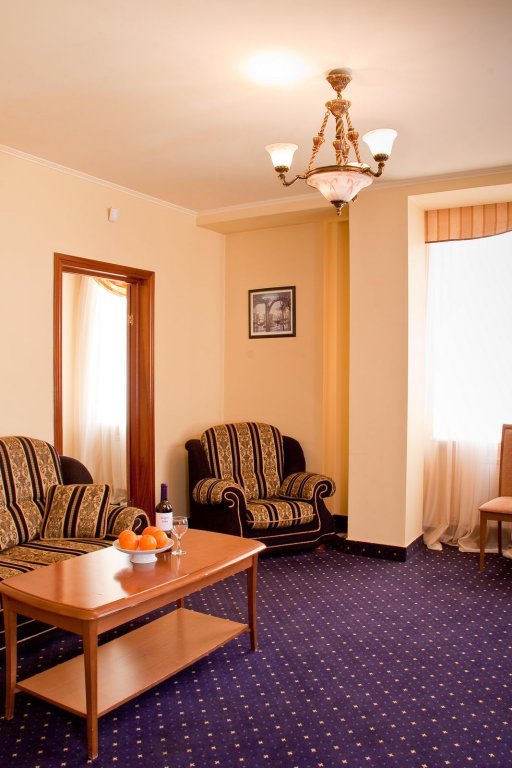 Superior Suite with balcony and with view Korona Hotel