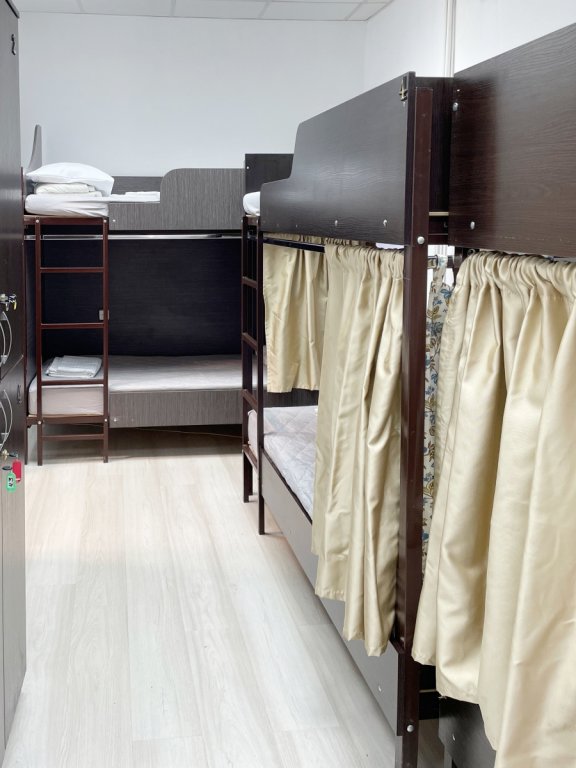 Cama en dormitorio compartido (dormitorio compartido masculino) Hostel Kazan