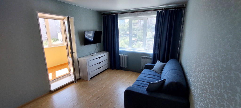 Apartamento 1 dormitorio con balcón V Tsentre Goroda V Storone Ot Dorogi S Vidom Na Park Lodging House