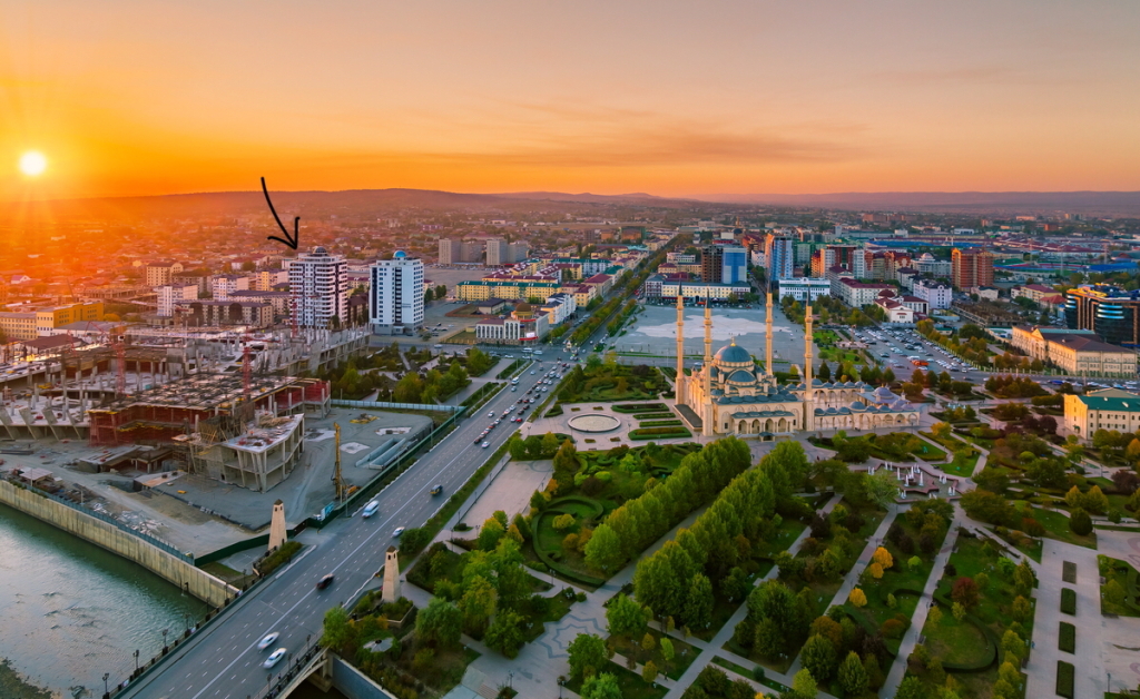 Грозный дон. Central City Грозный. Грозный отдых. Централ Сити хотел Грозный.