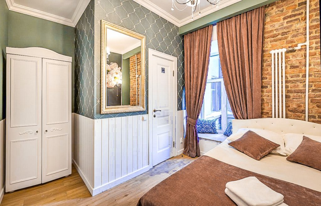 Standard Doppel Zimmer mit Stadtblick VARIANT Pale-Royal