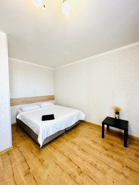 Standard Doppel Zimmer mit Balkon Pant Family House Vatutinki Na Novovatutinskoy Apartments
