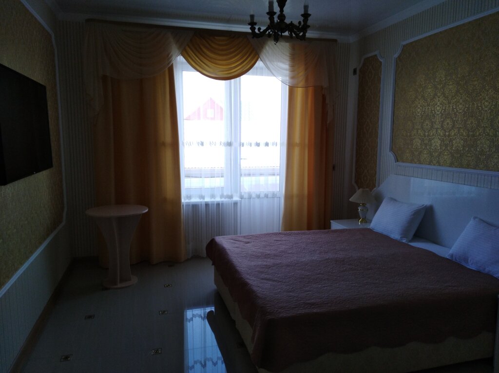 Suite with balcony Guest house Versal