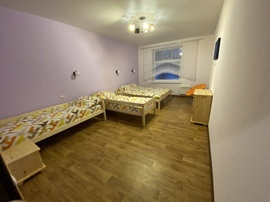 Четырёхместный номер Classic Commune Hostel