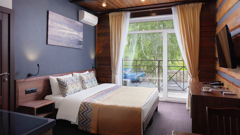 Standard double chambre avec balcon Apart-Otel Business Residence