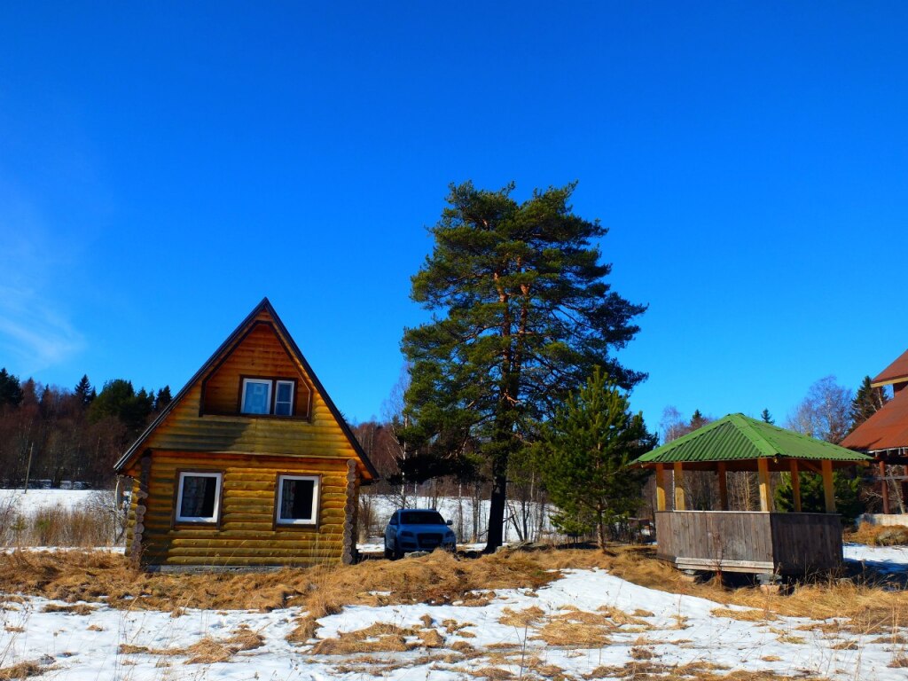 Отель Ladoga Ryadom Hotel / База отдыха Ладога Рядом (4 отзыва) в  Импилахти, Карелия. Забронировать Ladoga Ryadom Hotel / База отдыха Ладога  Рядом, Building 10, 186801 Kirkonkyulya