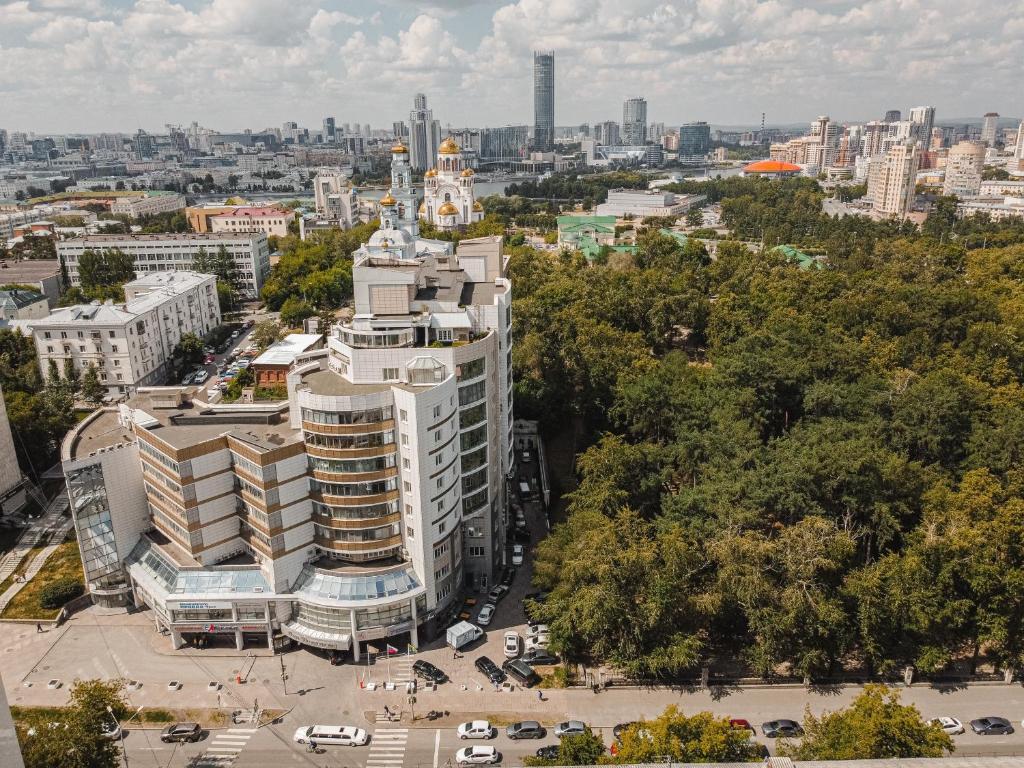 Отель Вознесенский 4* (35 отзывов) в Екатеринбург, Городской округ  Екатеринбург. Забронировать Отель Вознесенский 4*