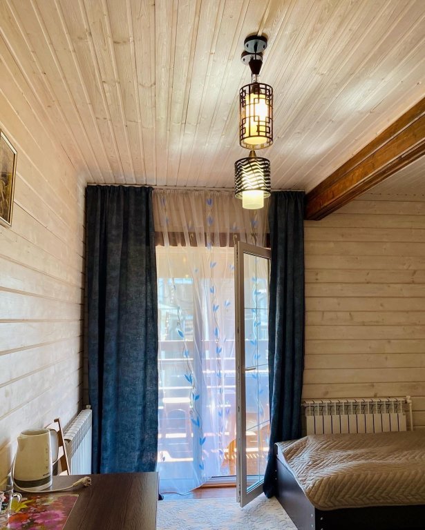 Standard Doppel Zimmer mit Balkon Otdykh v Diveevo Guest house