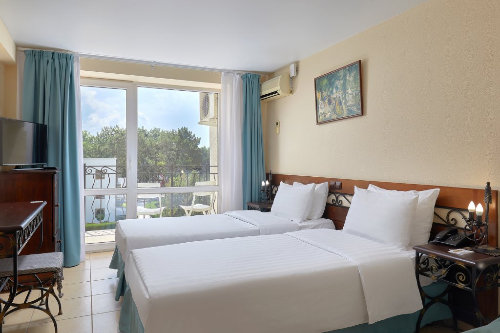 Habitación doble Estándar con balcón Alean Family Resort & SPA Riviera - All inclusive