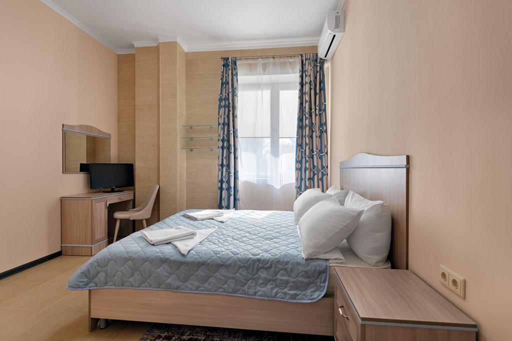 Standard Doppel Zimmer mit Blick Gugusha Mini-Hotel