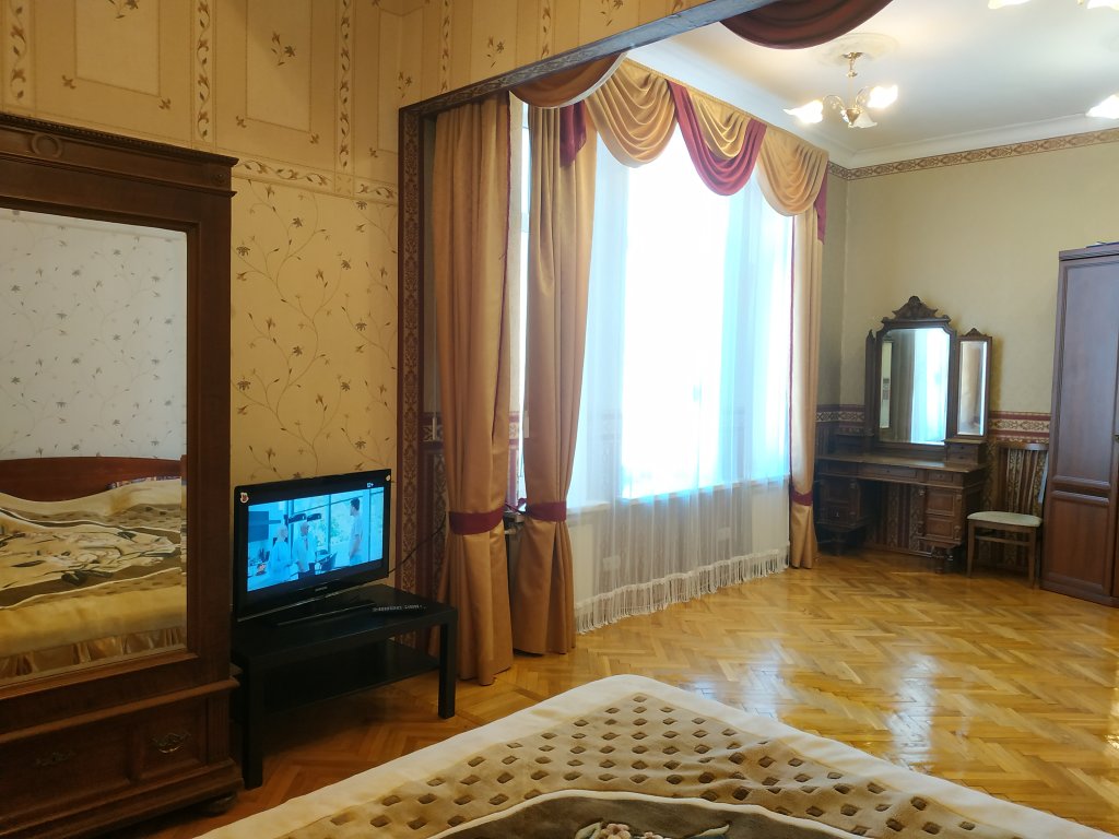 Apartment U Nevskogo Prospekta I Moskovskogo Vokzala Flat