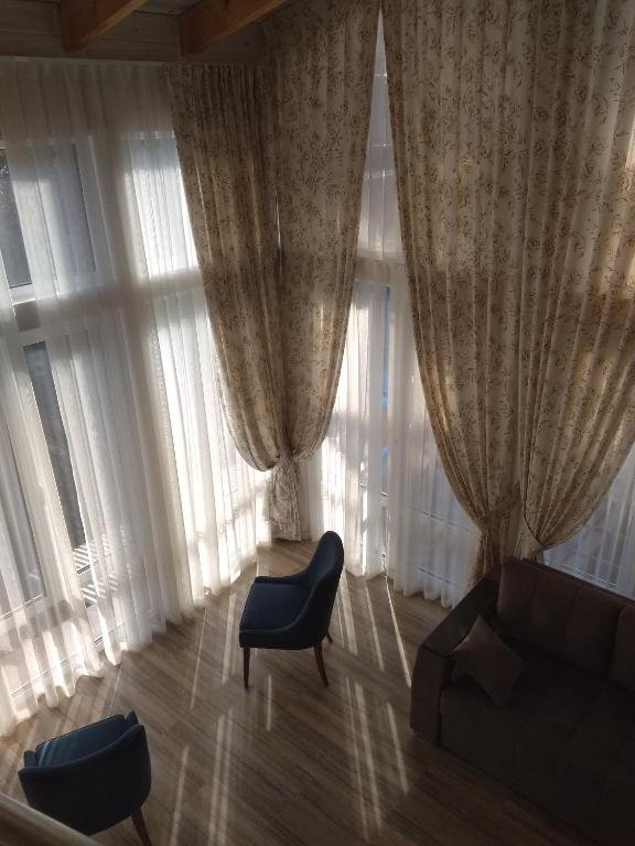 Шале с балконом и с красивым видом из окна Гостевой Дом «Маргарита»