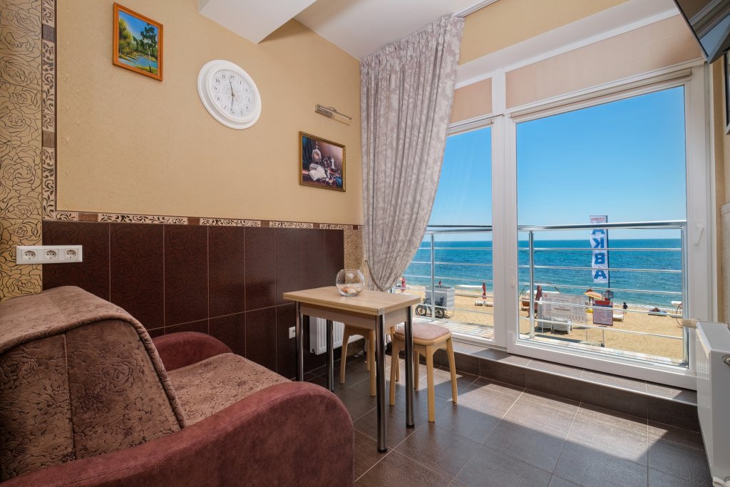 Апартаменты с балконом и с видом на море Мини-Отель Gala Beach