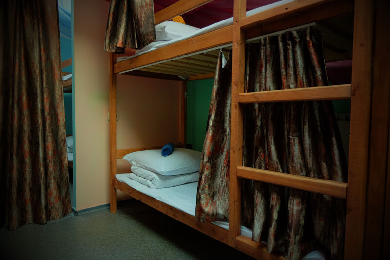 Кровать в общем номере Хостел Like Irkutsk