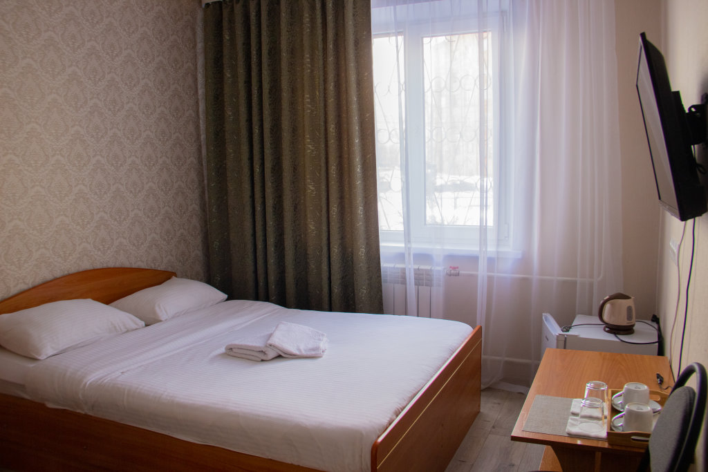Standard Doppel Zimmer Avrora Hotel