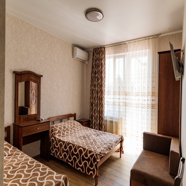 Standard Quadruple room with view Alladin Guest House