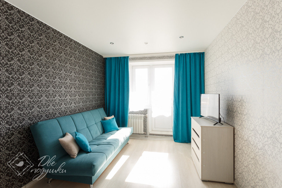 Superior Quadruple room with balcony Dve Podushki Na Gagarina Apartments