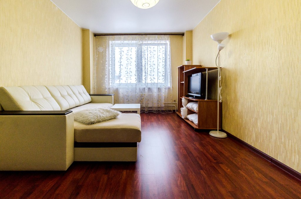 Klassisch Apartment 1 Schlafzimmer mit Balkon Pskov City Apartments Lagernaya 5 A Flat