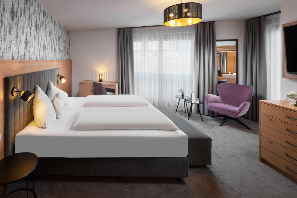 Номер Deluxe Отель Alpin Resort Stubaier Hof