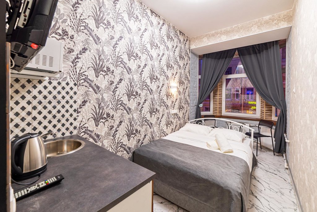 Standard Doppel Zimmer mit Stadtblick Set Chernoe Derevo Apartments