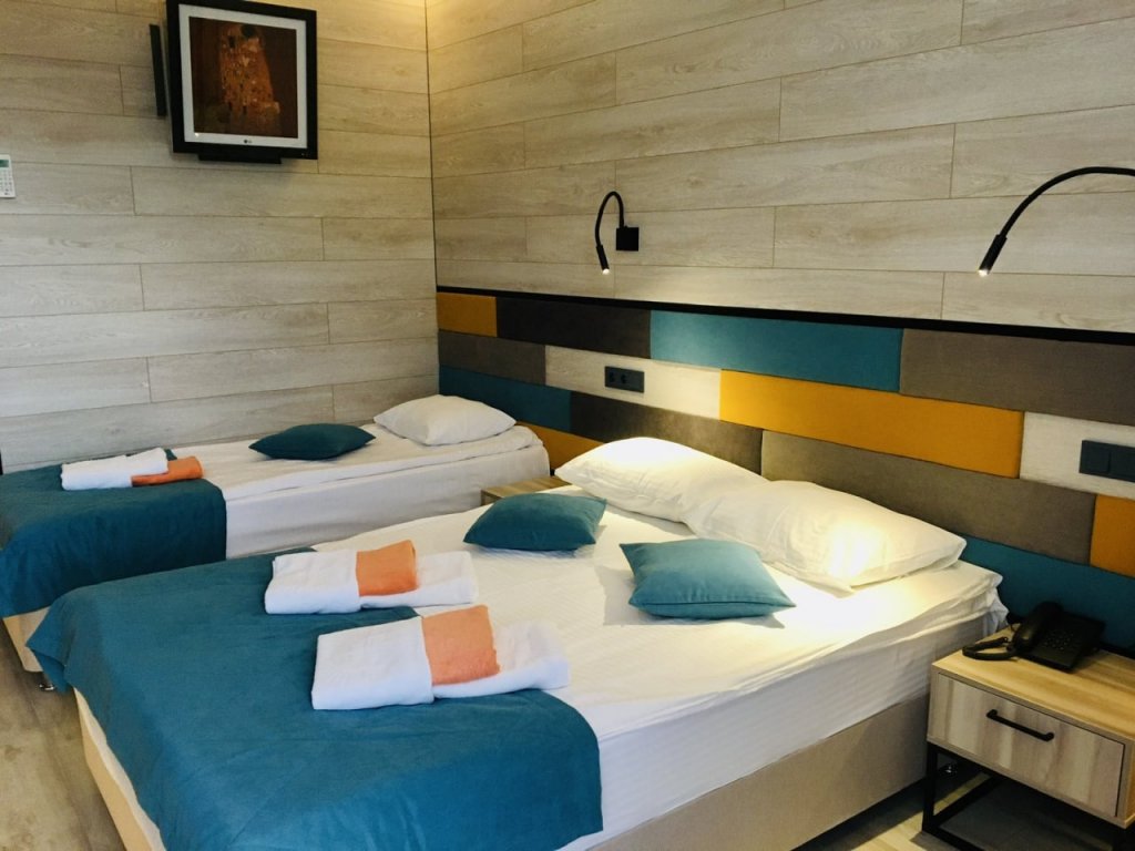 2 rooms Comfort room with balcony GK Novyij Svet Hotel