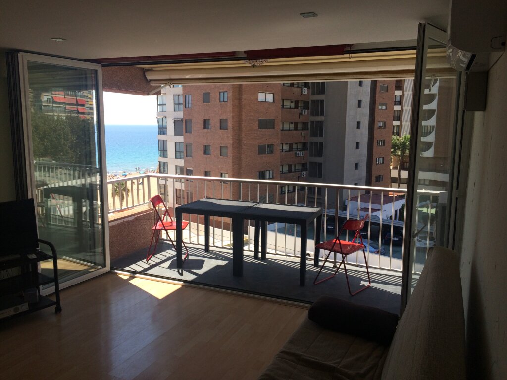 Апартаменты с балконом и с красивым видом из окна First Line Las Arenas Apartment P Benidorm