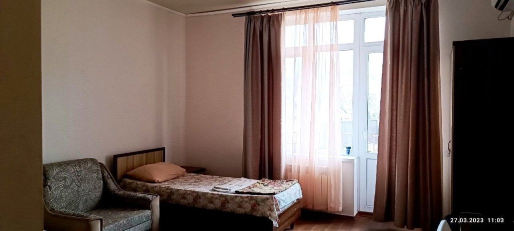 Standard Double room with balcony and with courtyard view Besedka U Morya Guest House