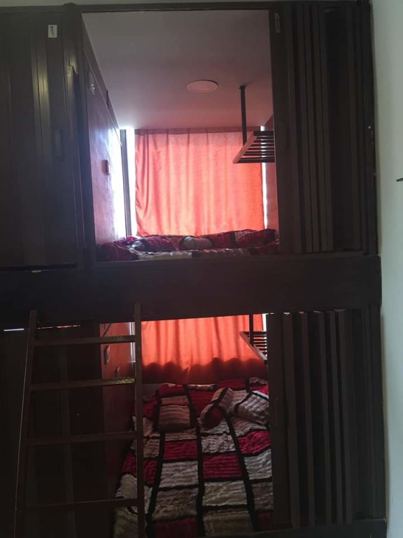 Кровать в общем номере Petra Cabin Inn Hostel&Resturant
