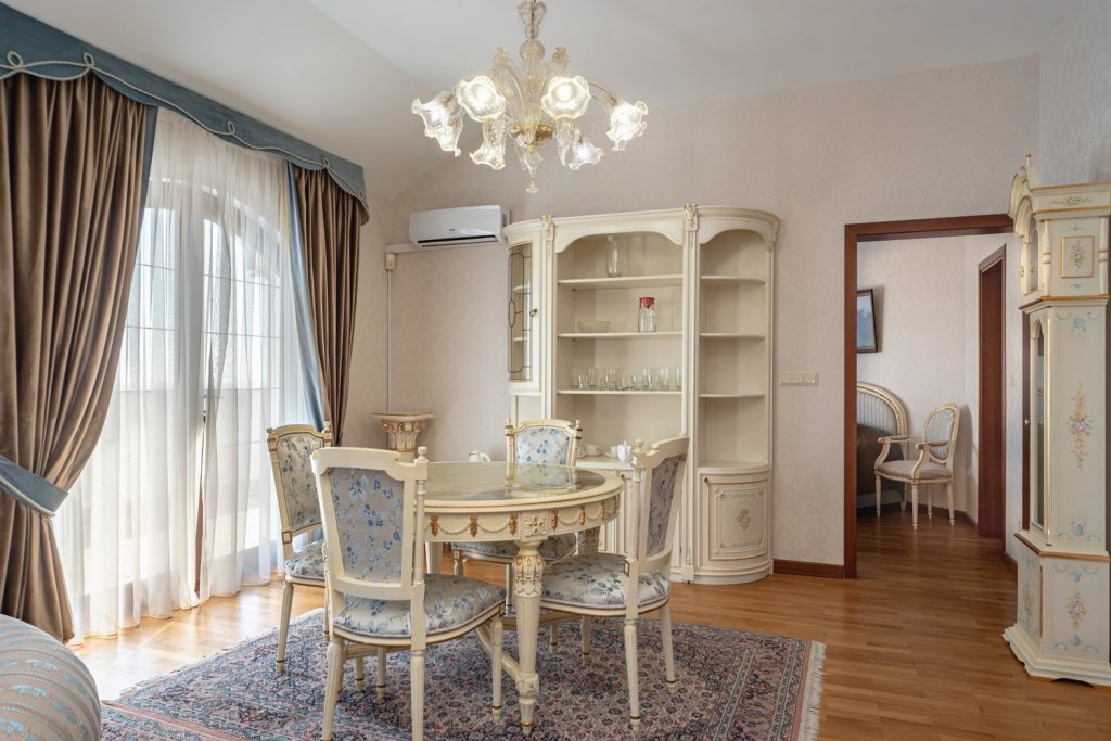 VIP Suite with balcony and with view Sanatoriy Sosnovaya Roscha