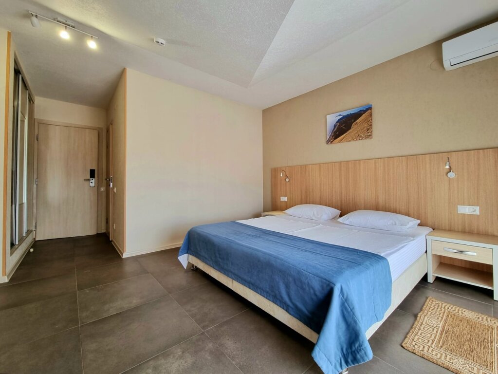 Économie double chambre avec balcon HELIOPARK Aqua Resort