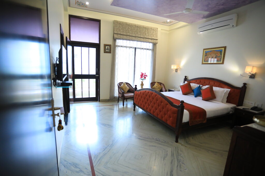 Deluxe Double room with balcony Harnawa Haveli Hotel
