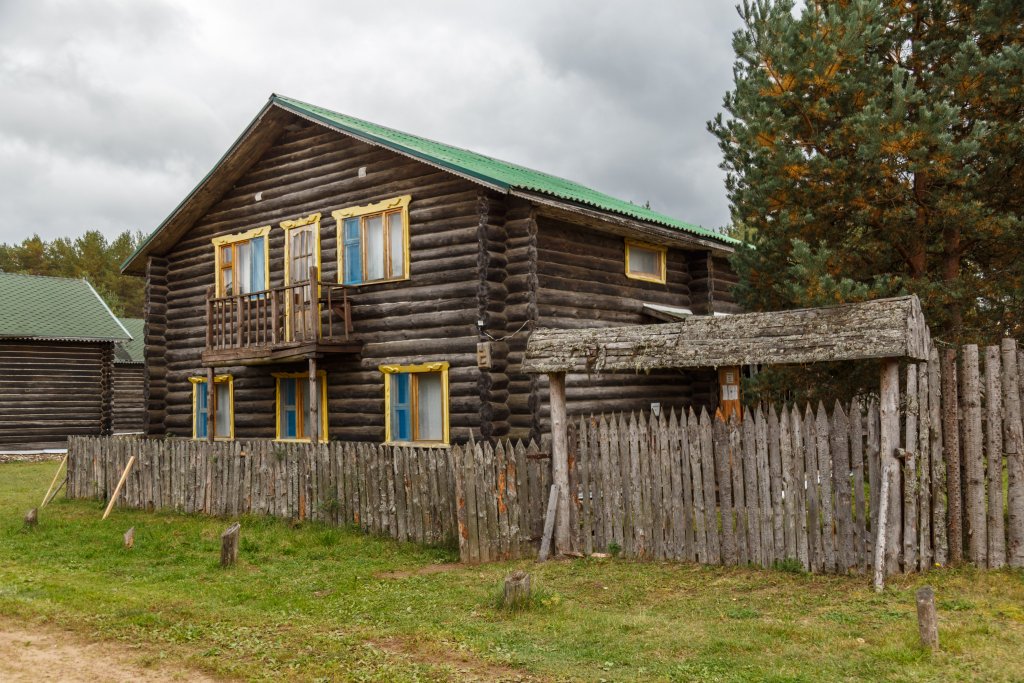 4 Bedrooms Cottage with balcony and with view Kinogorodok Hotel
