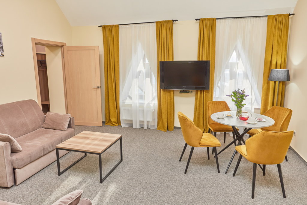 Двухместный люкс Premium с 2 комнатами Отель Раздолье
