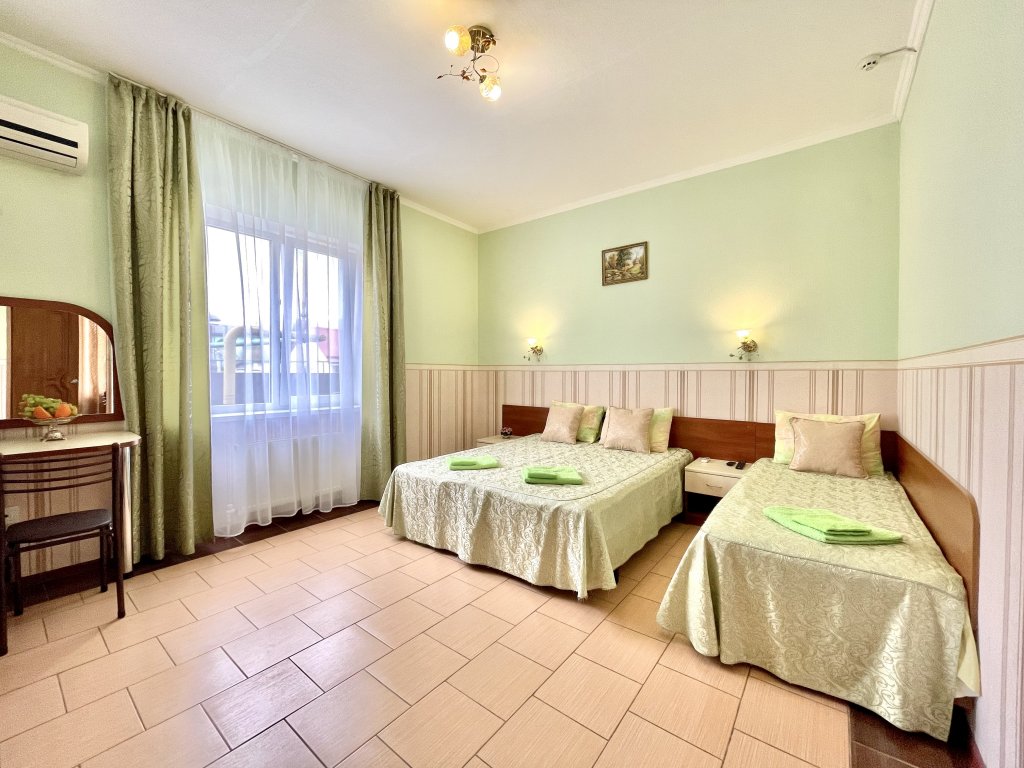2 Bedrooms Standard Quadruple room Nostalzhi Guest House