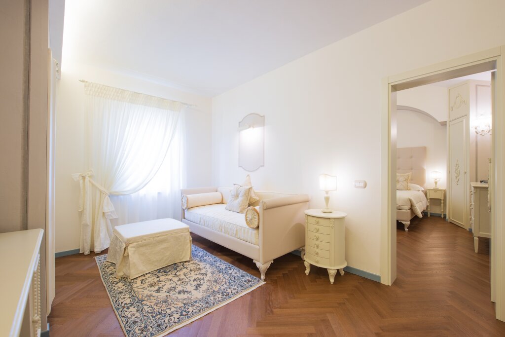 Double Suite with balcony and with view Relais Sassa al Sole