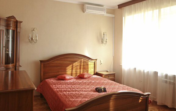 Standard Doppel Zimmer mit Balkon Clever Taganskaya Hostel