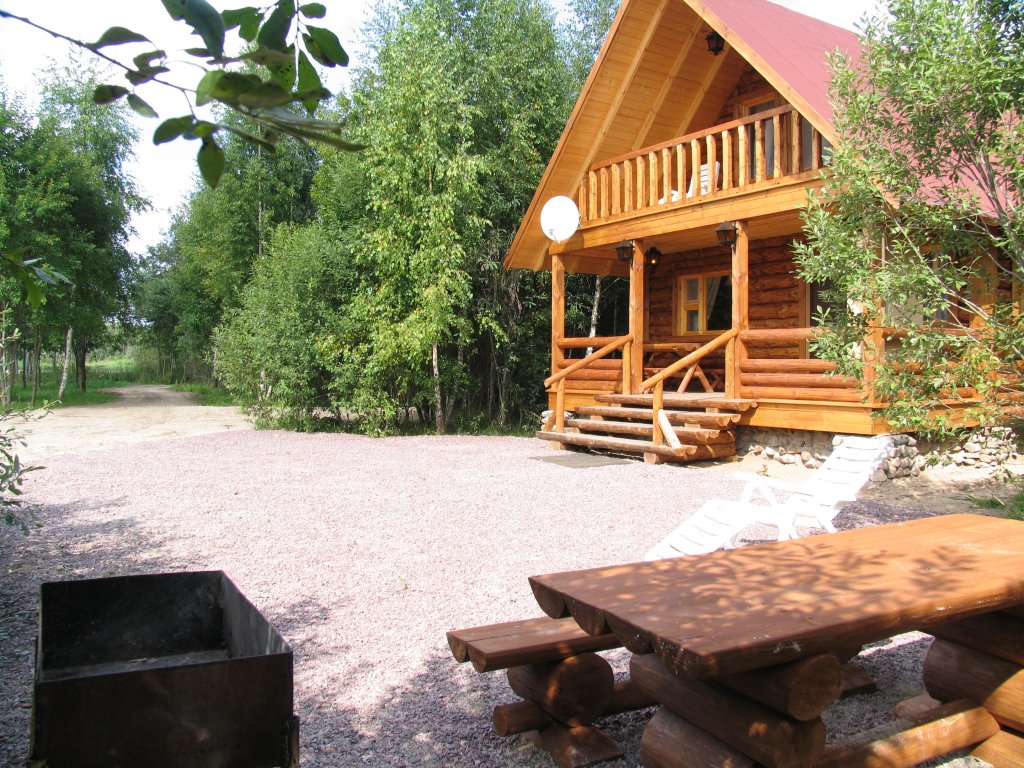 Cottage 2 chambres avec balcon et Avec vue Kolkunovo