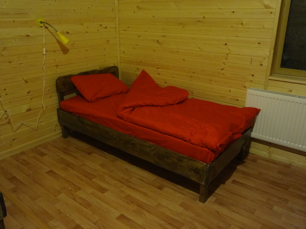 Кровать в общем номере (женский номер) Хостел Семья