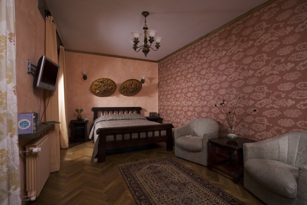 1 Bedroom Double Suite with balcony Tayozhnye Dachi Chalet Hotel