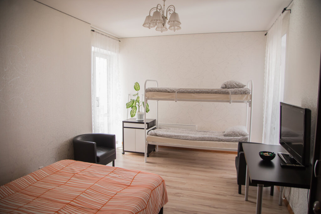 Standard Family room with balcony and with view Dostoevskij Hostel