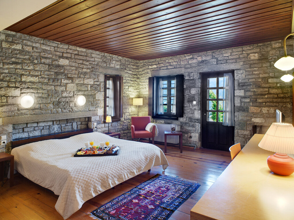 Standard Double room with balcony Aristi Mountain Resort