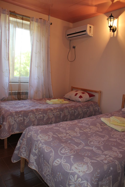 Standard double chambre avec balcon Relax Mini Hotel