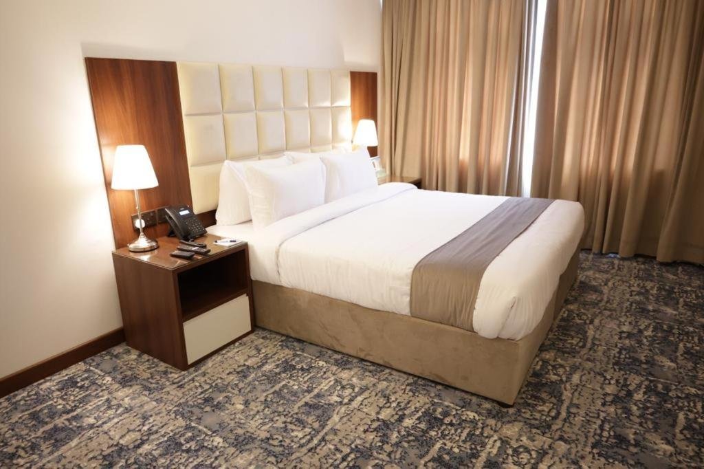 Suite Hotel dolphin continental Hotel Kuwait