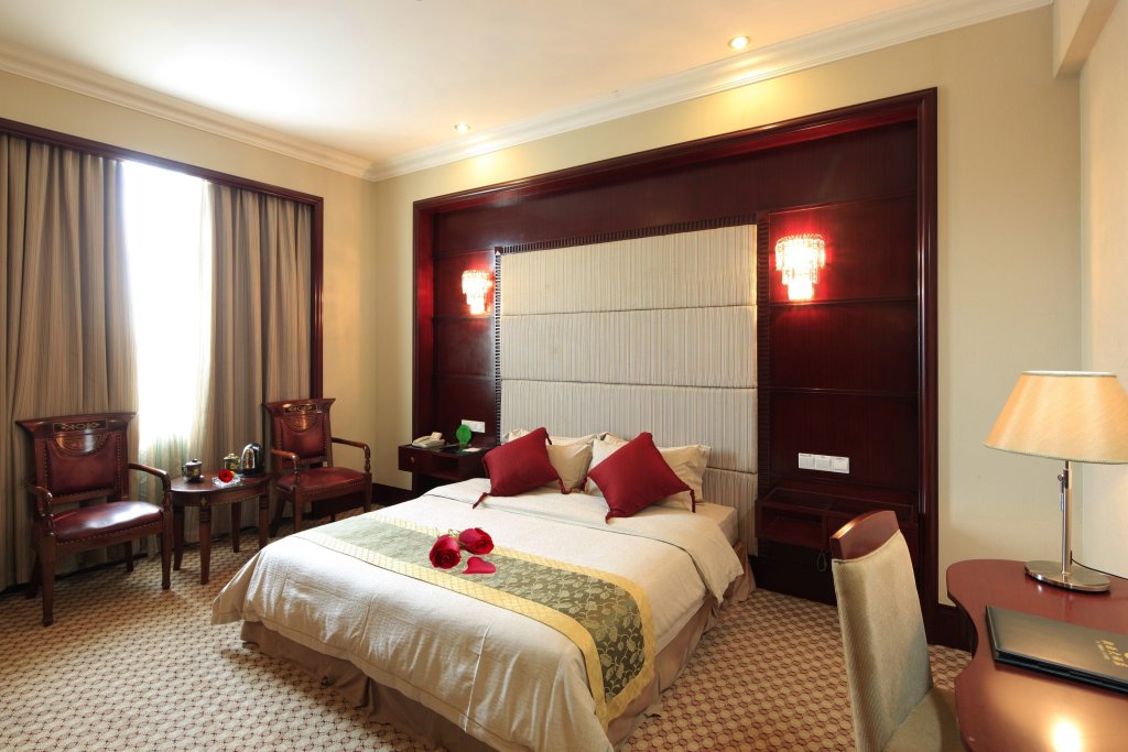 Deluxe Suite Guangzhou Nanfang Yiyuan Hotel
