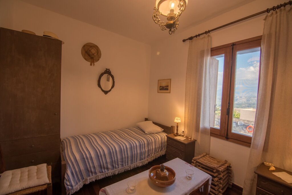 Вилла с 2 комнатами с видом на море Villa Athina