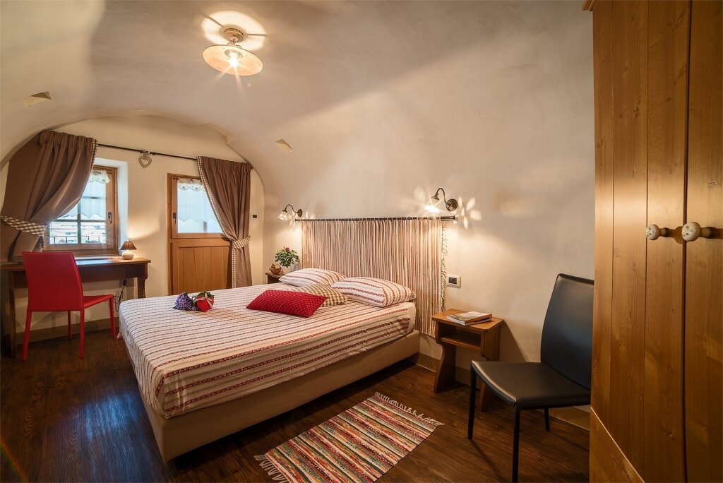 Comfort Double room Ostello del Castello Tirano