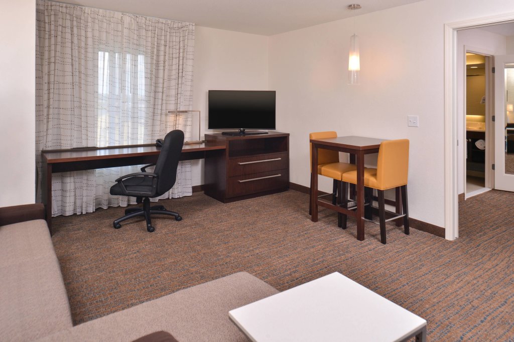 Люкс Residence Inn by Marriott Cedar Rapids South