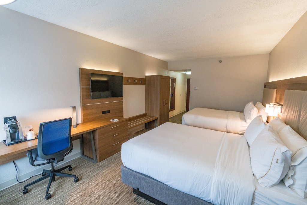 Standard room Holiday Inn Express Hotel & Suites Nashville Brentwood 65S