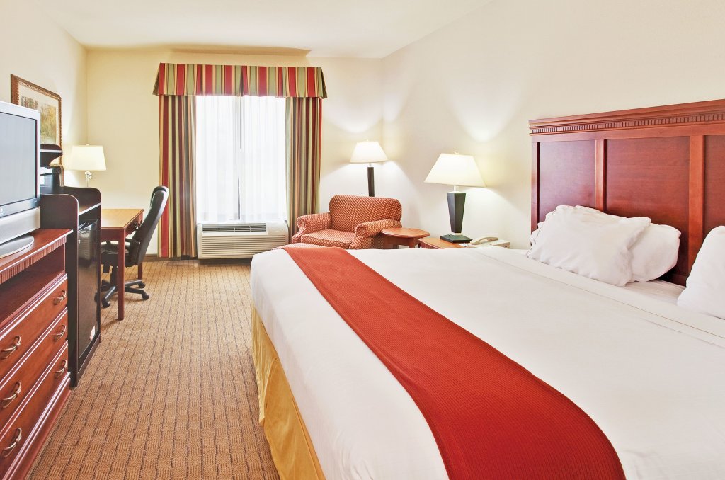 Standard Zimmer Holiday Inn Express & Suites Dyersburg, an IHG Hotel