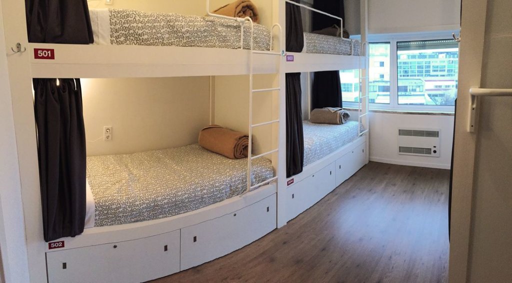 Cama en dormitorio compartido JustGo Hostel Braga